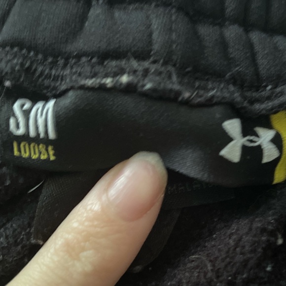 black under armour sweatpants - Picture 2 of 2